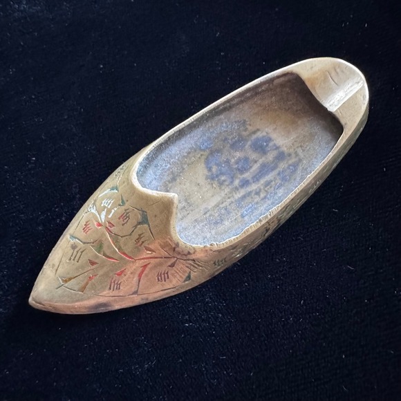 Other - Vintage Etched Brass Slipper Shoe Ashtray India Floral Enamel Detail